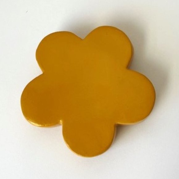 Mustard Yellow Flower Tea Light Candle Holder - Picture 3 of 5